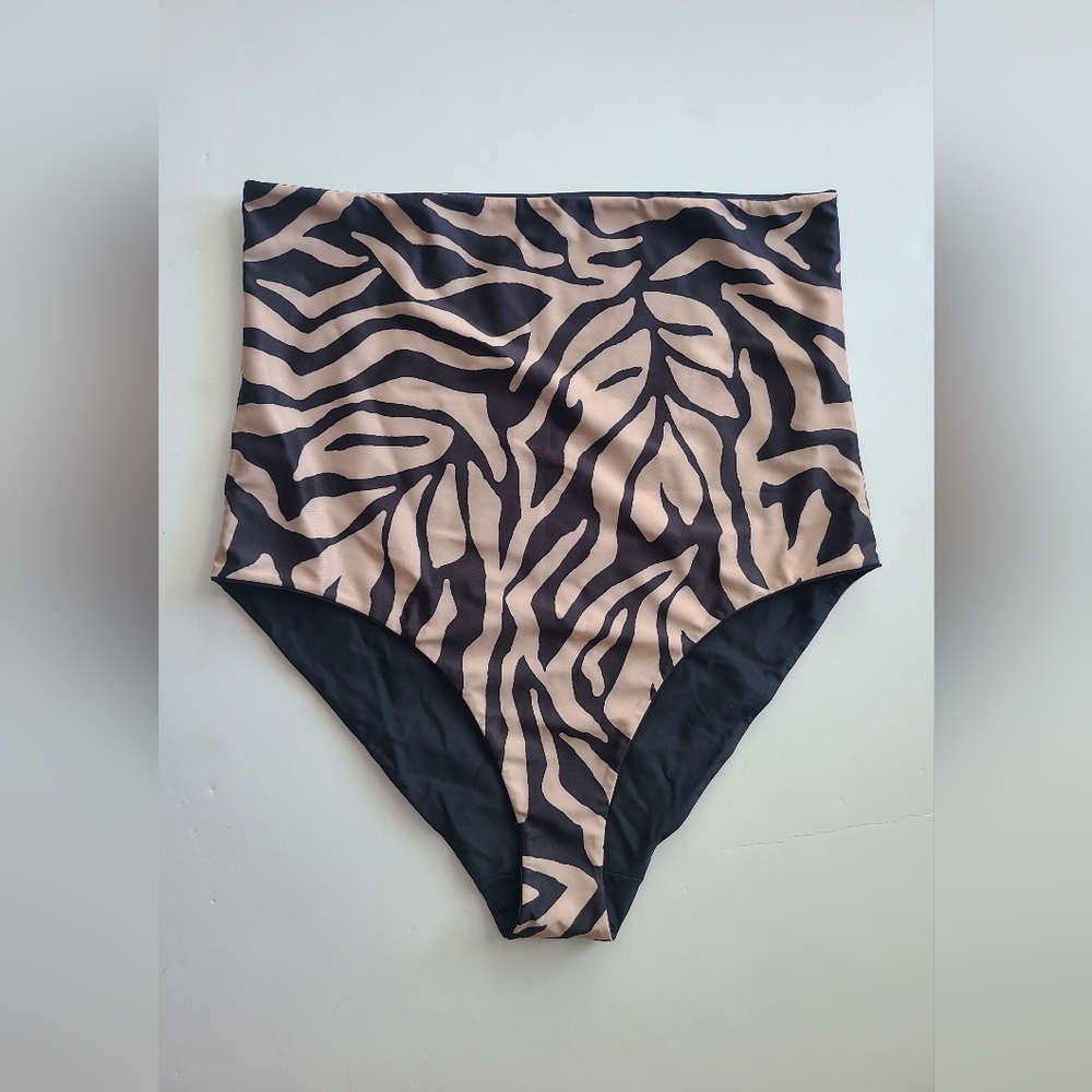 Baiia Cosmopolitan Reversiable Swimsuit Bottom